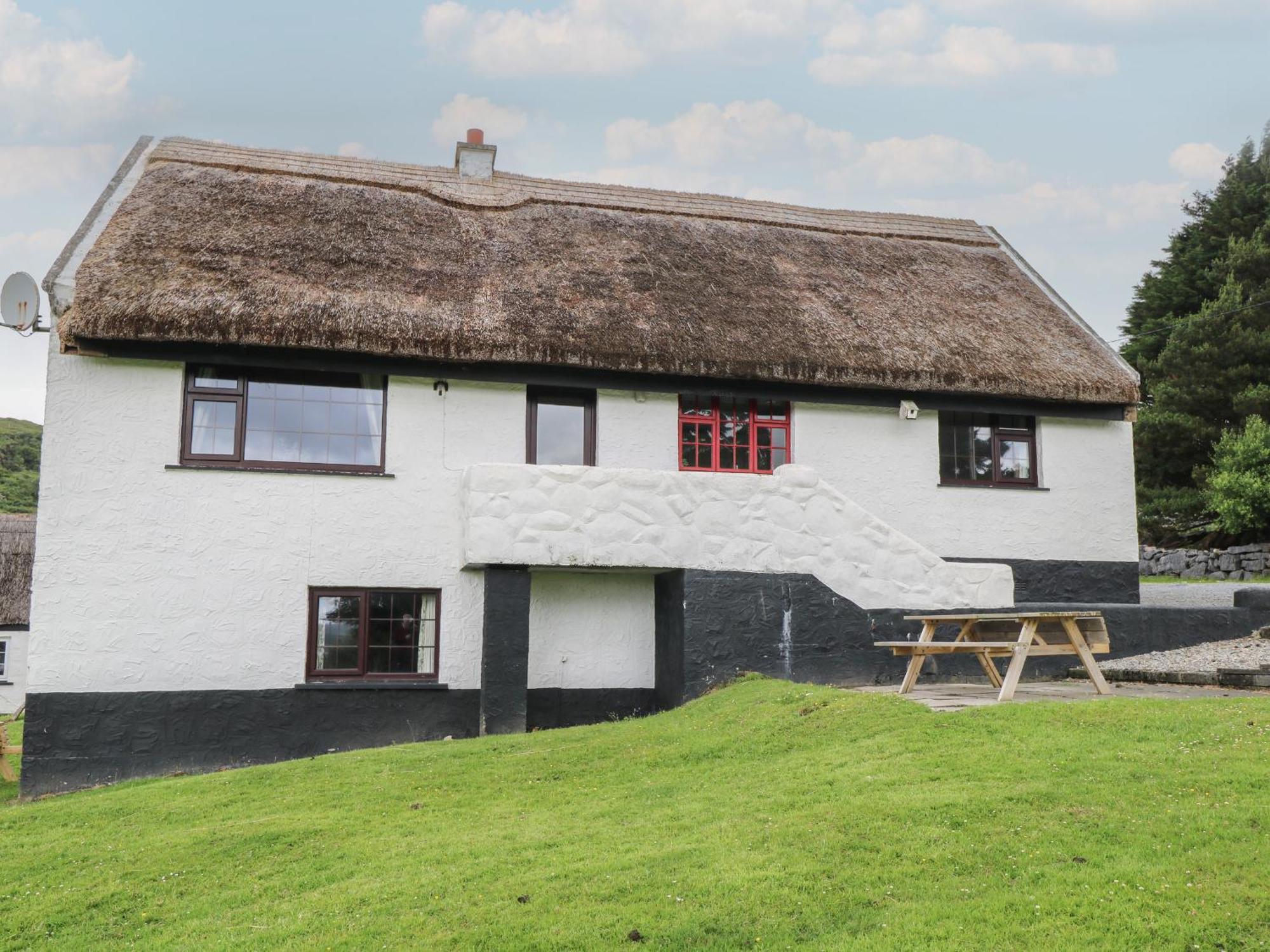 Corrib Villa Glentrasna Bagian luar foto